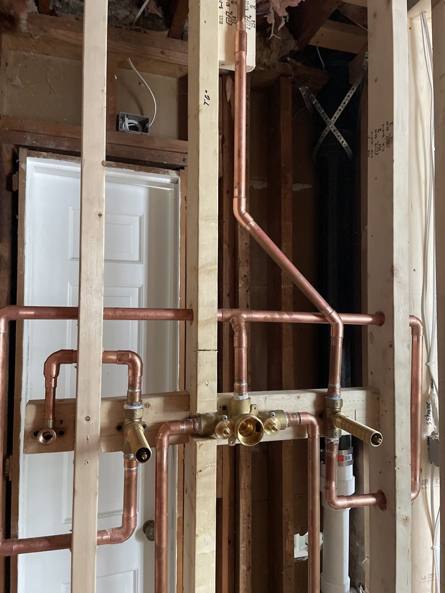 Leak Repair work by Good Help Plumbing